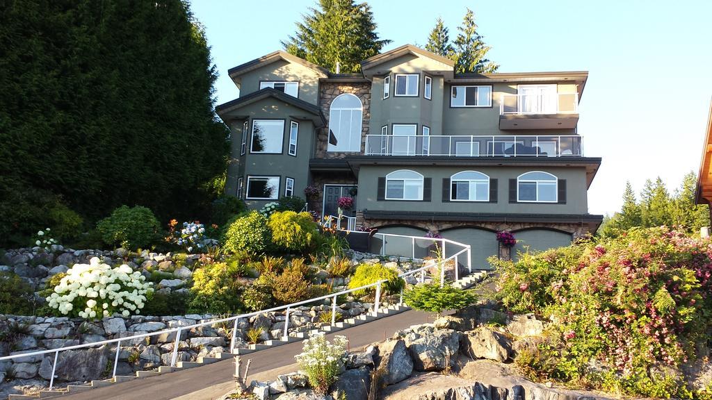 Squamish Highlands Bed & Breakfast Εξωτερικό φωτογραφία